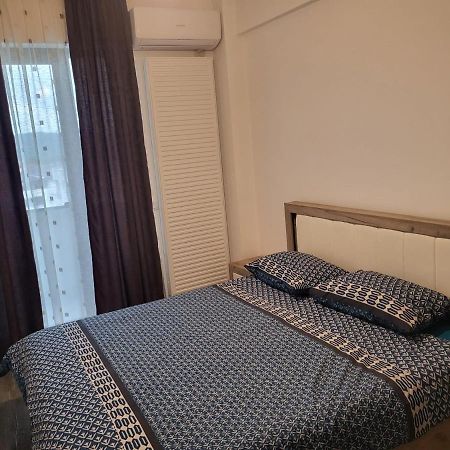Apartament Dem Radulescu Apartamento Râmnicu Vâlcea Exterior foto