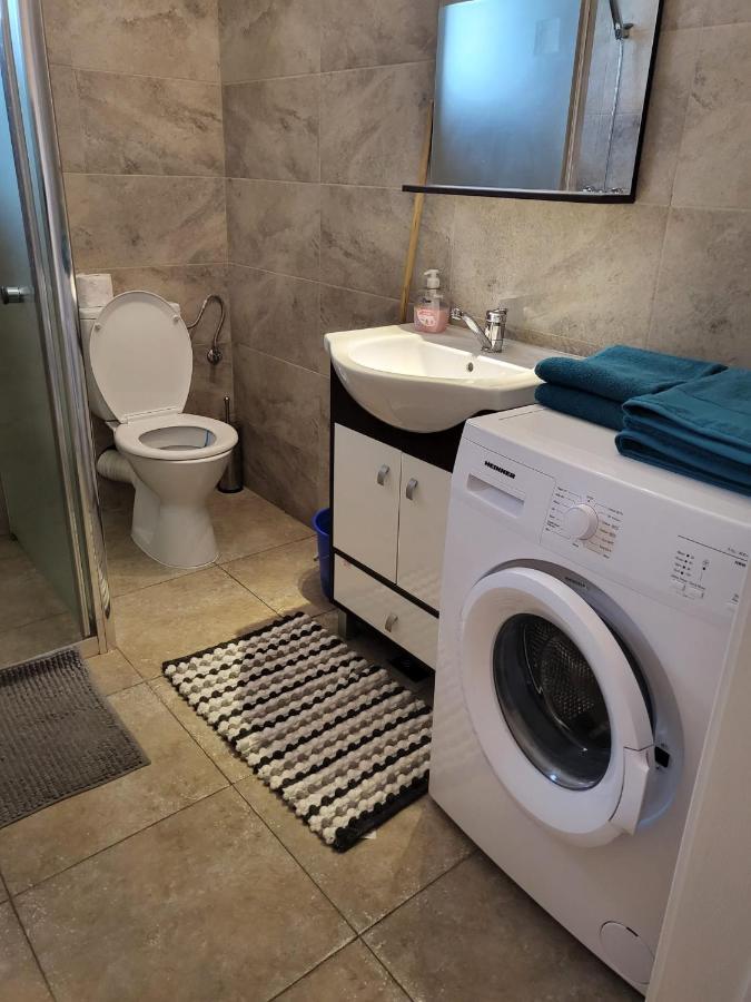 Apartament Dem Radulescu Apartamento Râmnicu Vâlcea Exterior foto