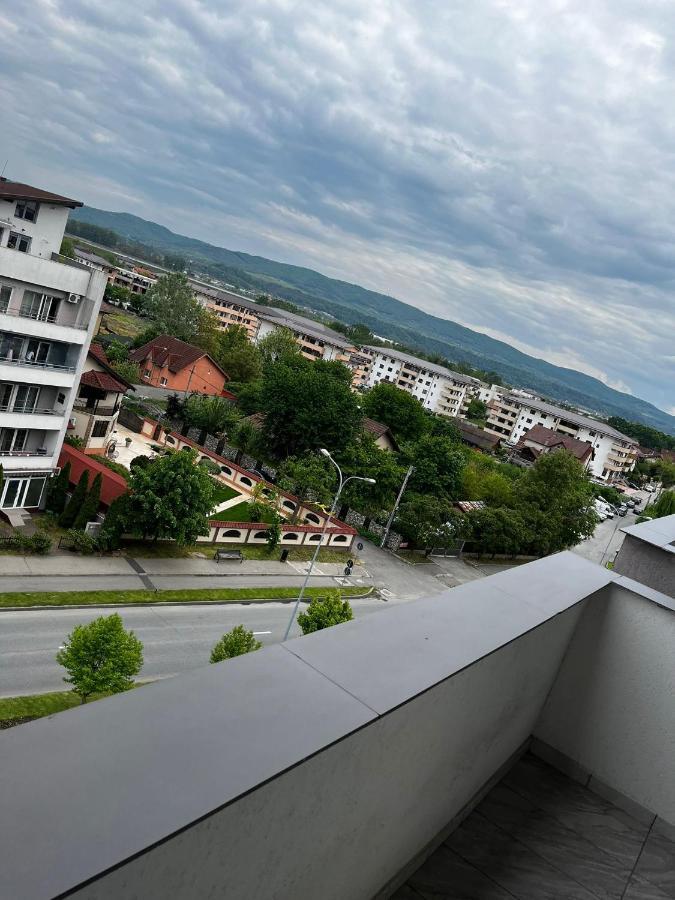 Apartament Dem Radulescu Apartamento Râmnicu Vâlcea Exterior foto
